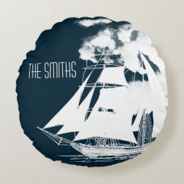 Almofada Redonda Náutica de Naves e Nuvens Altas