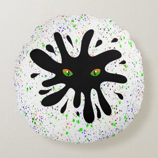 Almofada Redonda Olhos de Gato olhando para um Blob Preto (Frente)
