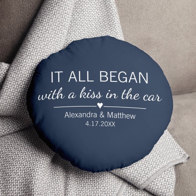 Almofada Redonda Onde Tudo Começou Casais Românticos do Dia dos Nam (Criador carregado)