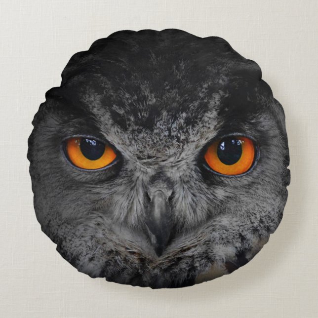 Almofada Redonda Os Olhos Mau. (Eagle Owl, Bubo Bubo) (Frente)