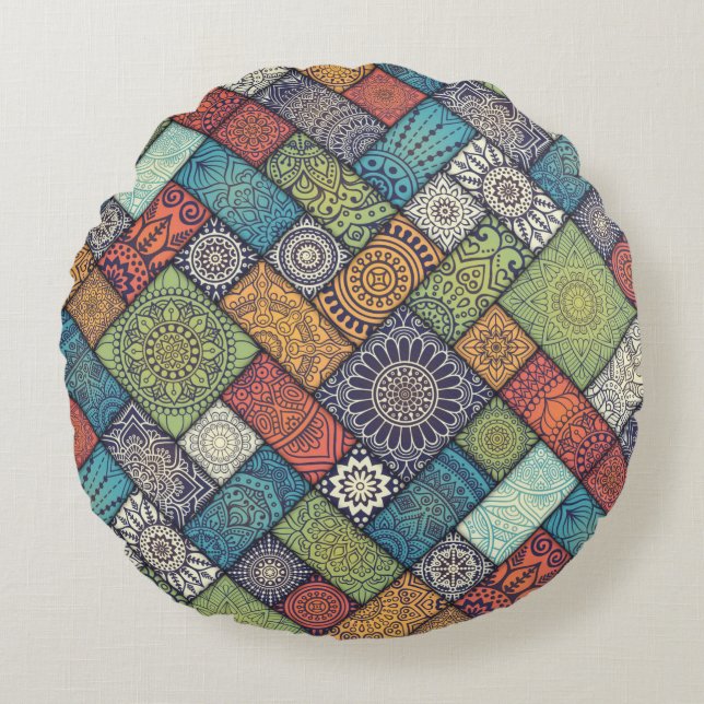 Almofada Redonda Padrão Diagonal Colorido (Frente)