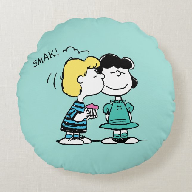 Almofada Redonda Peanuts | Valentine's Day | Lucy & Schroeder Kiss (Frente)