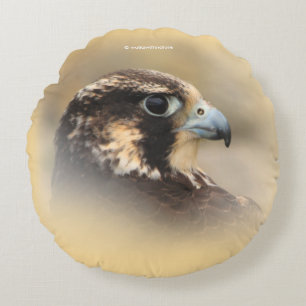 Almofada Redonda Perfil Vignetado de um Falcão Peregrino