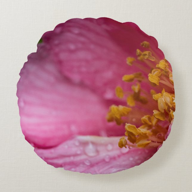 Almofada Redonda Pink Camellia Flower Stamens (Frente)