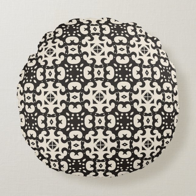 Almofada Redonda Ponteiro Geométrico Preto e Branco Sem Olhos (Frente)