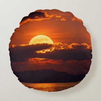 Almofada Redonda Pôr do Sol Carmesim Dramático Arte Fina