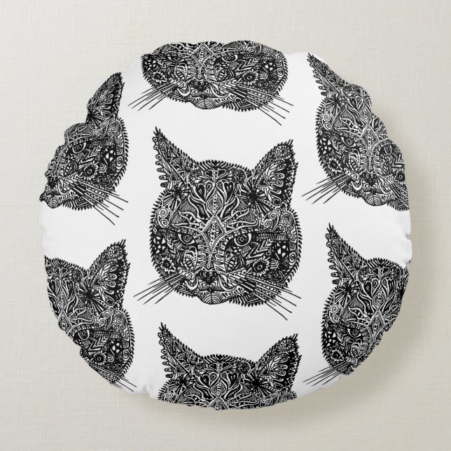 Almofada Redonda Retrato Ornamental de Gato Negro e Branco (Frente)