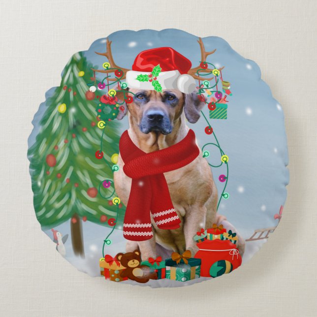 Almofada Redonda Ridgeback Dog em Presente de Natal na Neve (Frente)