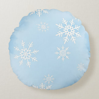 Almofada Redonda Round Pillow with White Snowflakes on Blue Backgr