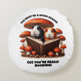 Almofada Redonda Suínos Engraçados Lendo Sob Cogumelos Vermelhos