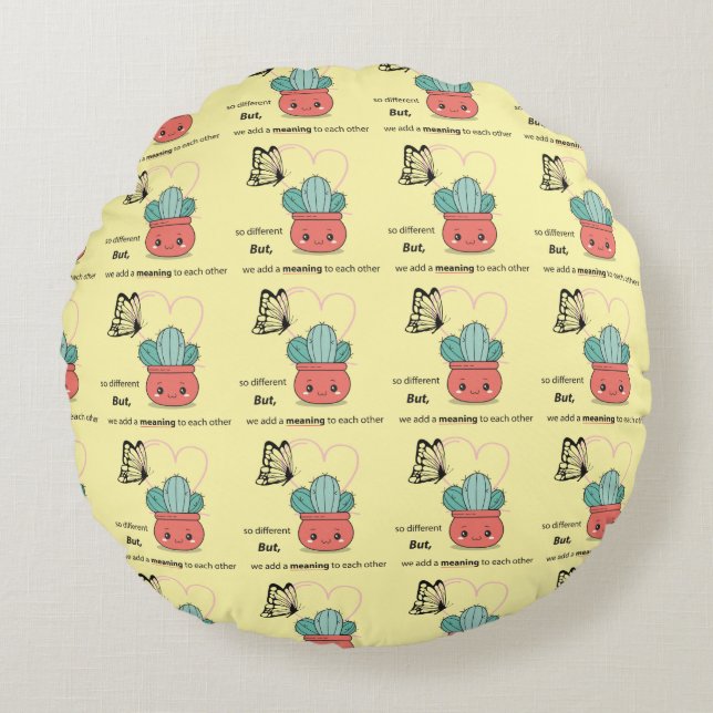 Almofada Redonda Tão Diferente, Perfeito Juntos - Casal De Amor (Frente)