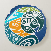 Tatuagem tribal do macaw do azul e do ouro