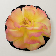 Travesseiro Redondo de Rosa Amarela e Rosa em Flor