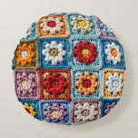 Almofada Redonda Trendy Knit Granny Square Padrão Floral Colorido<br><div class="desc">Trendy Knit Granny Square Colorful Floral Pattern Round Travesseiros decorativos Cushions apresenta um padrão quadrado trendy colorido 3D floral vovó floral. Perfeito para decoração doméstica e decoração de escritório e como presente para família e amigos. Criado pelo Evco Studio www.zazzle.com/store/evcostudio</div>