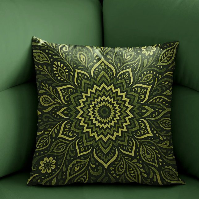 Almofada Resilience of the Army Grown Throw Pillow (Criador carregado)