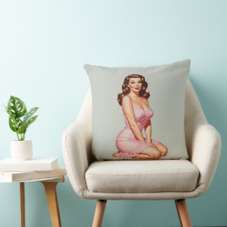 Almofada Retro Brunette Pin-up Girl in Pink