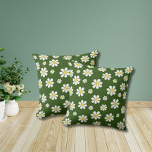 Retro Daisies On Green