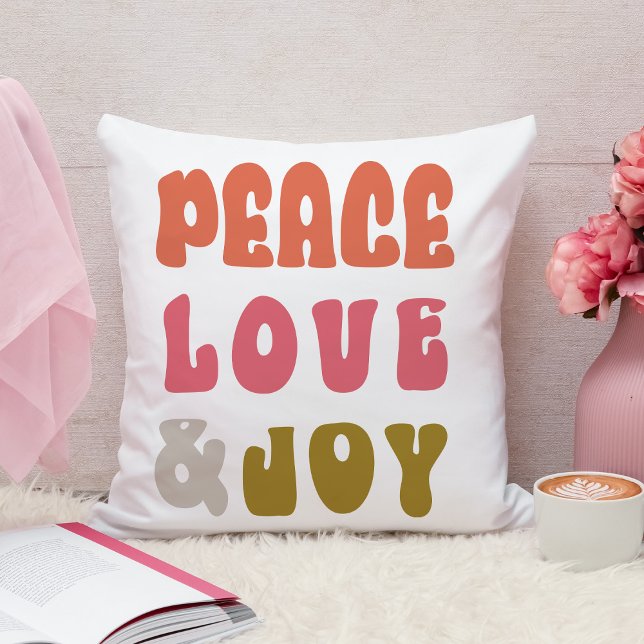 Almofada Retro Groovy Peace Love Joy Holiday (Back Photo Retro Groovy Peace Love Joy Holiday Photo Throw Pillow)