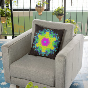 Almofada Retro Mandala Flor Rosa Amarelo e Azul
