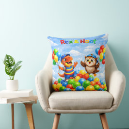 Almofada Rex and hoot ball pit adventure throw pillow