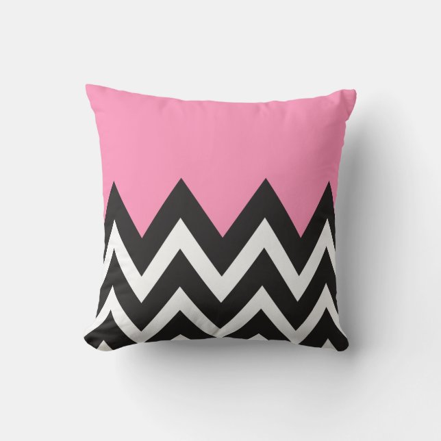 Almofada Rosa de Bubblegum com Chevron preto e branco (Frente)