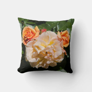 Almofada Rosas Creme Laranja