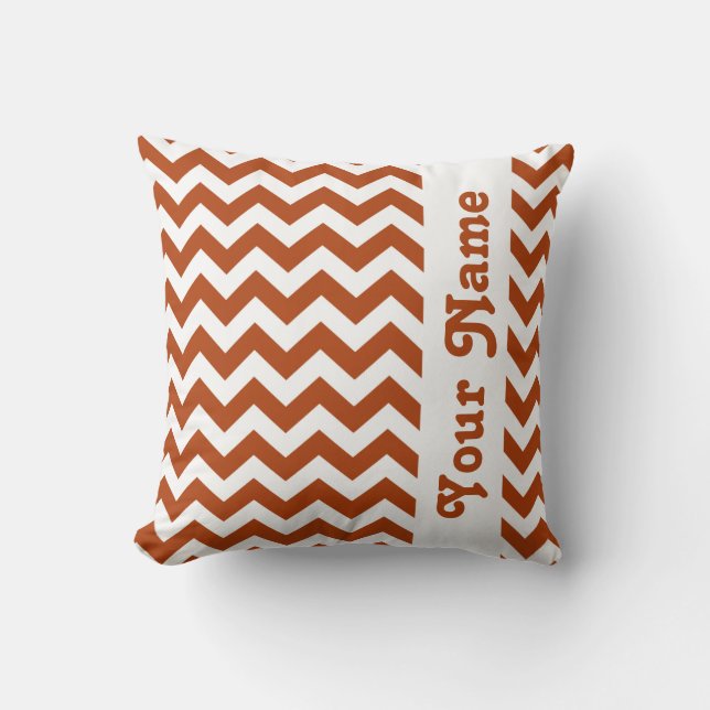 Almofada Rust Red Safari Chevron com texto personalizado (Frente)