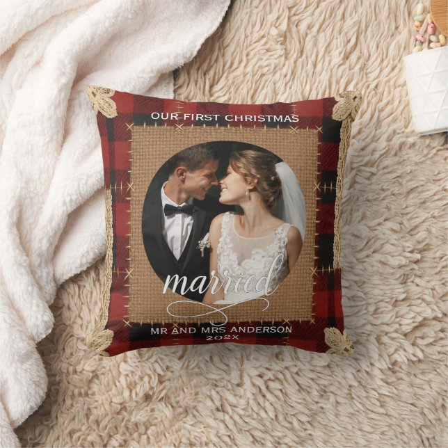 Almofada Rustic Wood Plank Plaid First Christmas Married  (Cobertor)