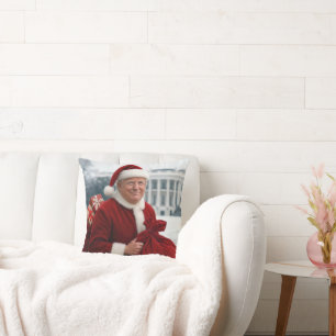 Almofada Salto do Papai Noel com Saco de Presente Vermelho