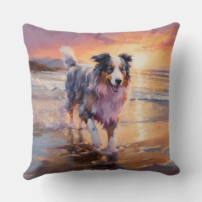 Almofada Sandy Australian Shepherd Dog on Beach Sunset (Verso)
