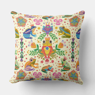 Almofada Sapos Folclóricos e Fantasia Floral Cushion