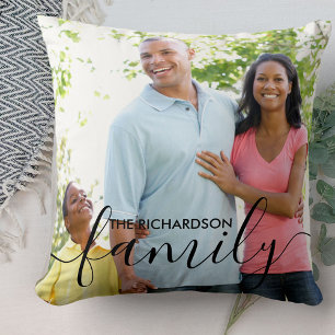 Almofada Script de família personalizada Black Overlay 2 P