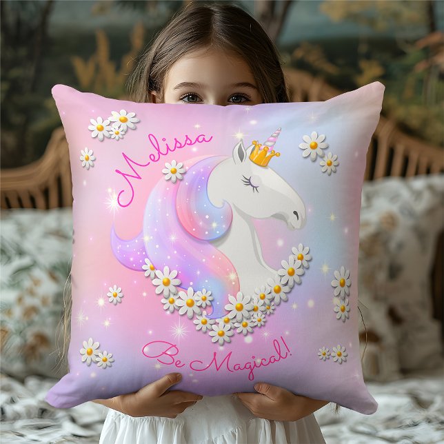 Almofada Seja cor-de-rosa mágica e flores e estrelas de Uni (Criador carregado)