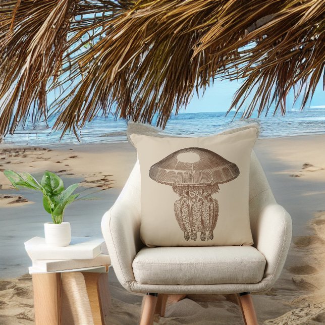 Almofada Sépia Man O War on Solid Tan Background (Criador carregado)