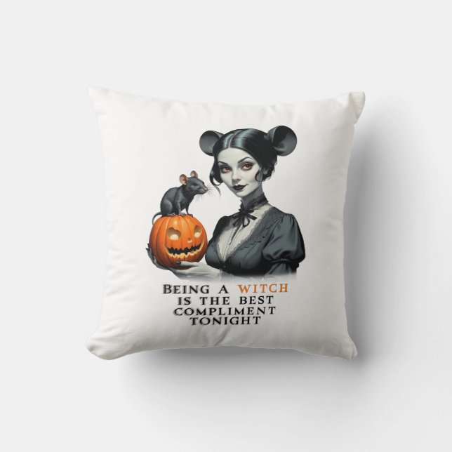 Almofada Ser bruxa é o melhor elogio esta noite. (Frente)