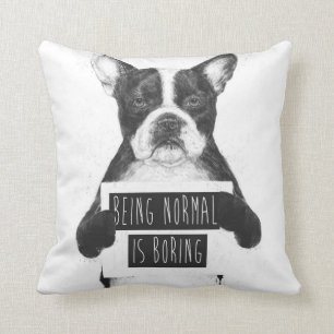 Almofada Ser normal está furando