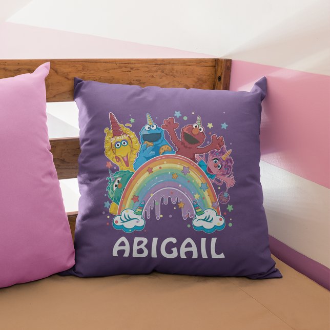 Almofada Sesame Street Unicorn Rainbow (Pillow on bed)
