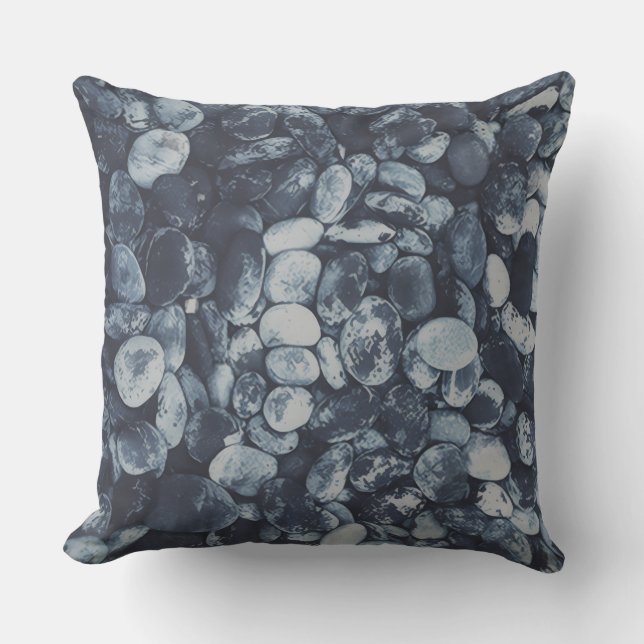 Almofada Shadow Pebble Dreams Throw Pillow (Frente)
