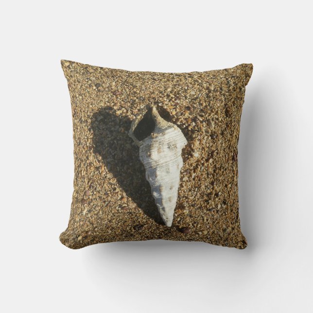 Almofada Shell na areia (Frente)