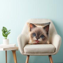 Almofada Siamês de olhos azuis, gatinho lambendo a pata
