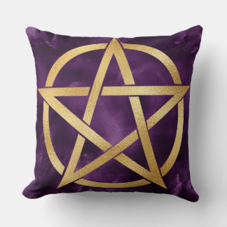 Almofada Símbolo de Pentagrama Dourado no Roxo