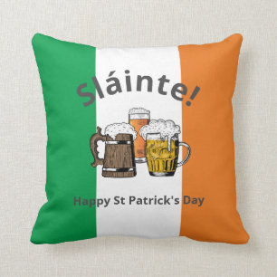 Almofada Sláinte! Bebidas de Cartoons de DIA DE SÃO PATRÍCI
