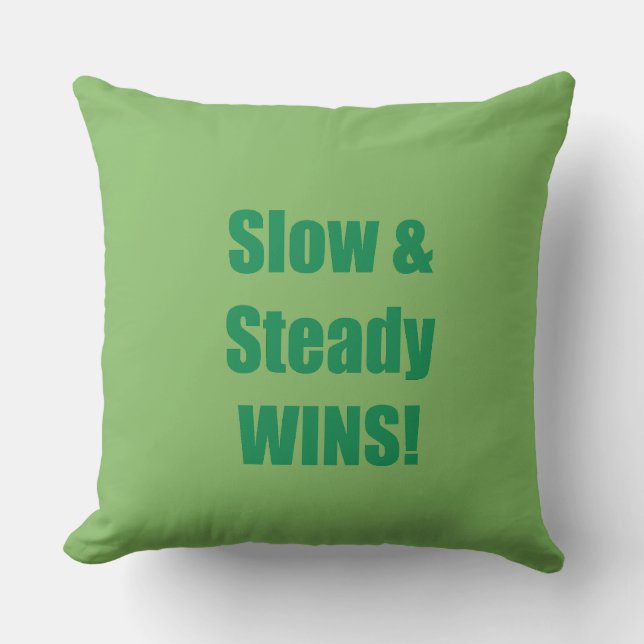 Almofada Slow & Steady WINS! (Frente)
