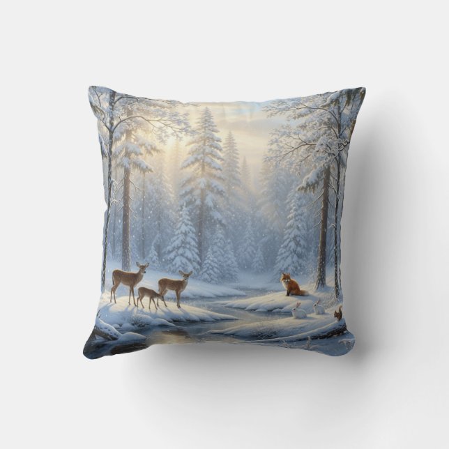 Almofada Snow Covered Forest with Woodland Wildlife (Verso)