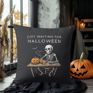 Almofada "Só esperando o Travesseiro decorativo de Hallowee