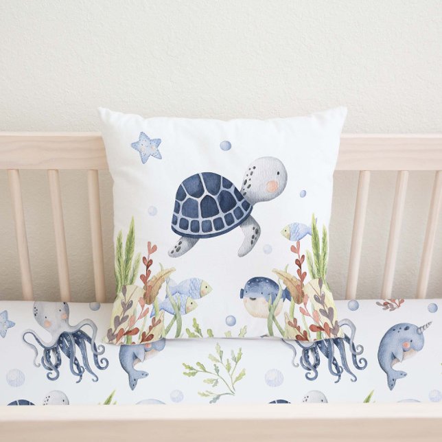Almofada Sob o Mar Nursery Decor, Turtle (Criador carregado)
