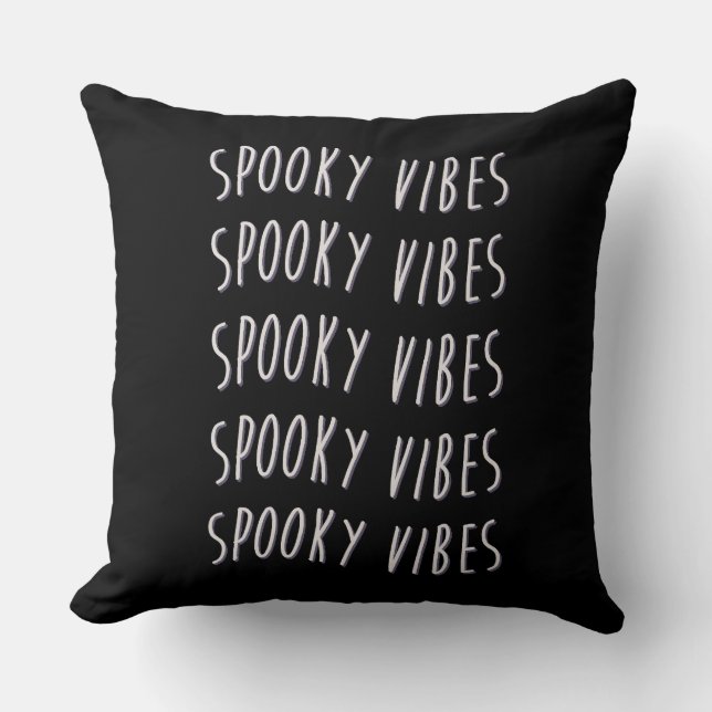 Almofada spooky vibes typography (Frente)