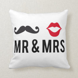 Almofada Sr. e Sra., design de texto com bigode e lábios