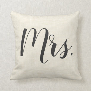 Almofada Sra. Branca Beige.   Travesseiro decorativo do Sr&
