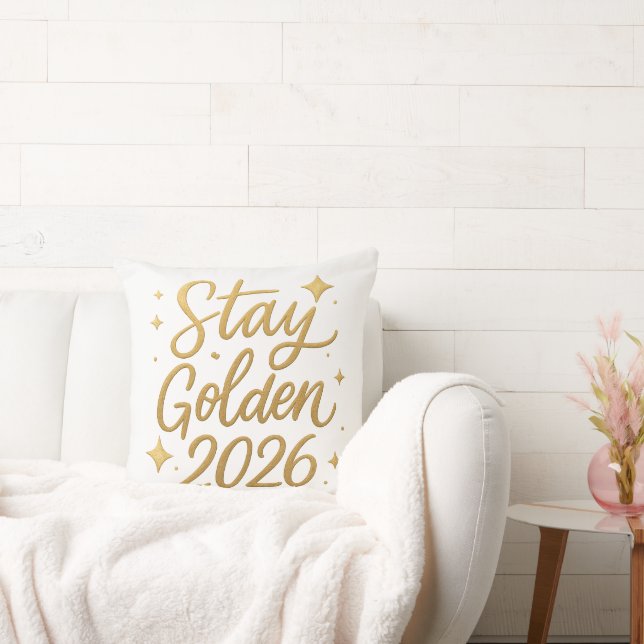 Almofada Stay Golden 2026 – Decorative Gold Accent Pillow (Sofá)